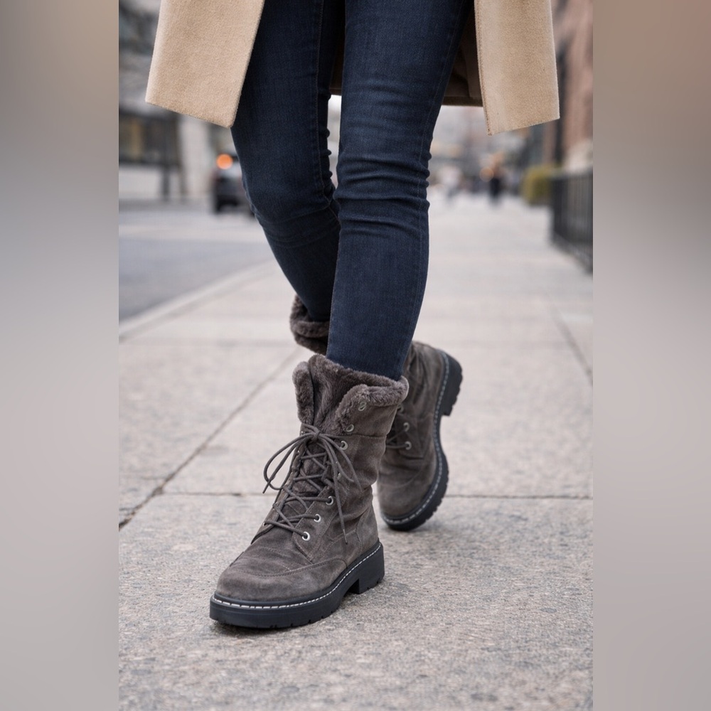 Stuart Weitzman Gray Lug Suede Faux Fur Trim/ Lining Heeled Lace Up Ankle Boots